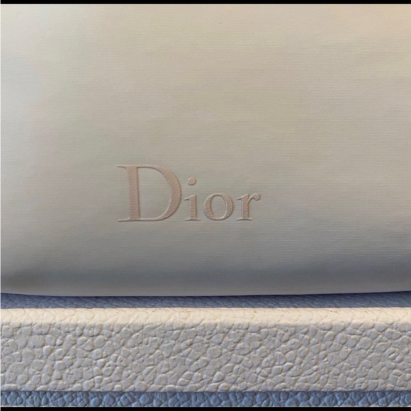 Dior Pillow Pouch Cosmetic Bag Diorshow Mascara Black Rouge 999 Dreamskin - Picture 6 of 12